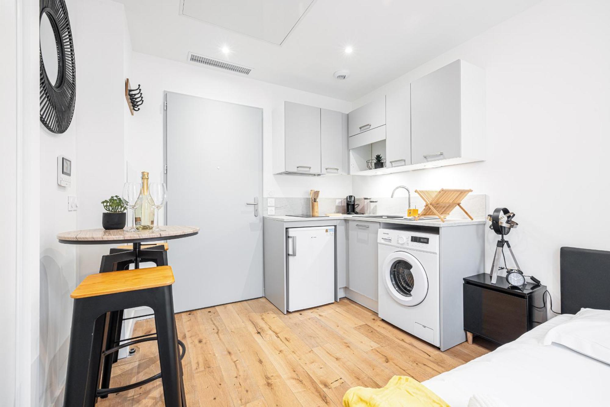 Appartement Charming Center 108 *